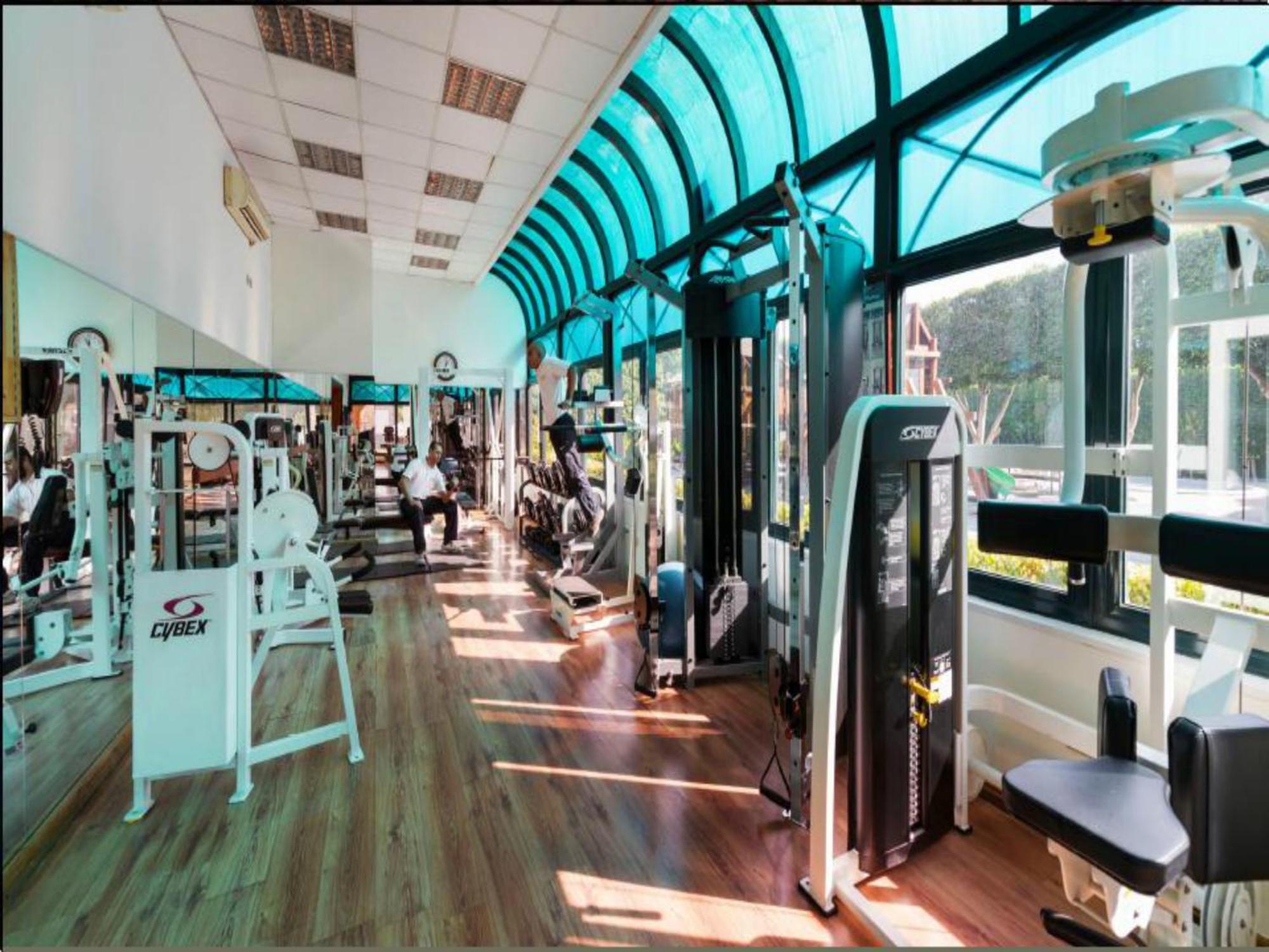 Concorde El Salam Cairo Hotel & Casino Faciliteter billede The gym at the Hong Kong Country Club